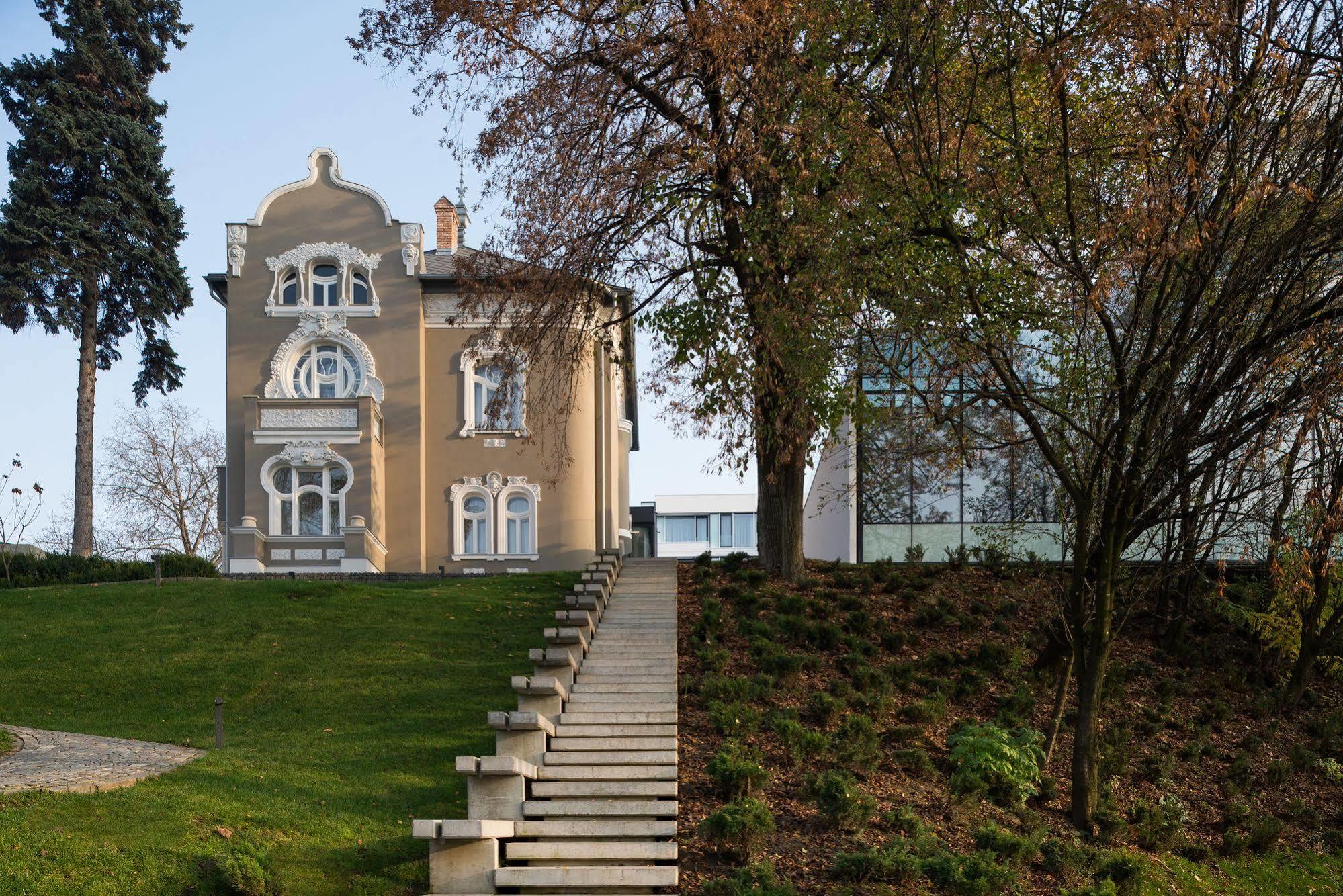 Villa Csonka By Privo Târgu-Mureş Zewnętrze zdjęcie